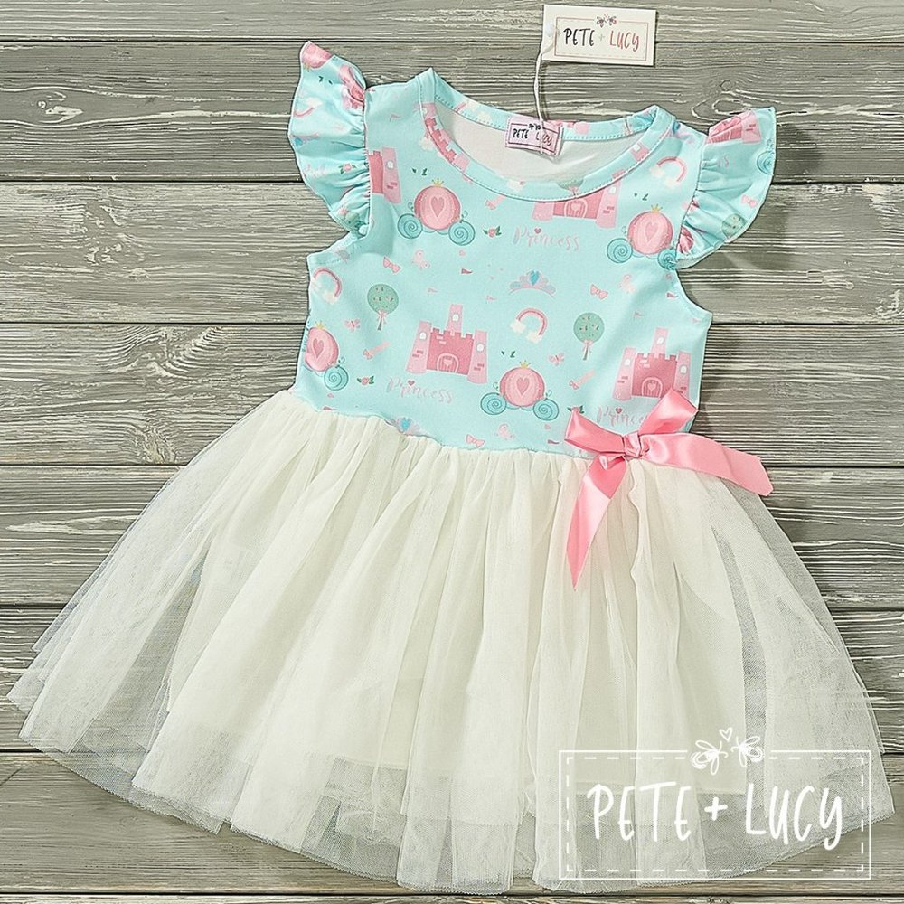 Cute princes dress size 12-18 months